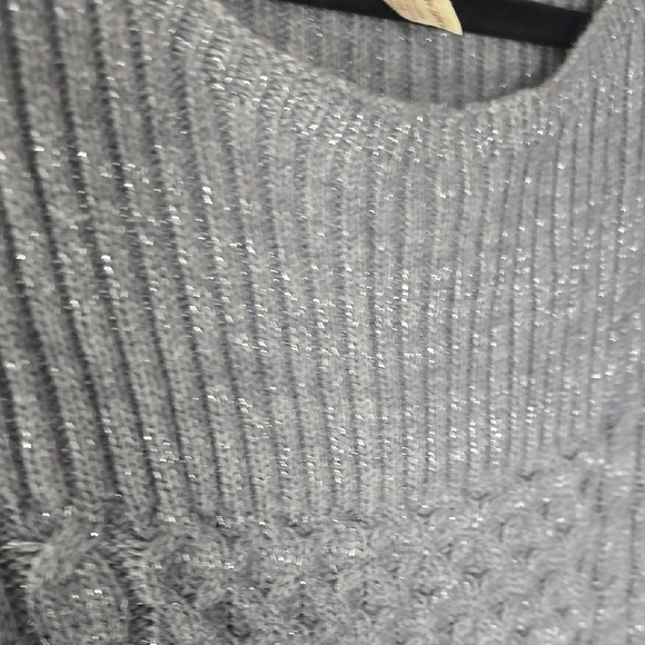 Faded Glory Gray Crew Neck Sweater with Cable Knit Design - Picture 5 of 8
